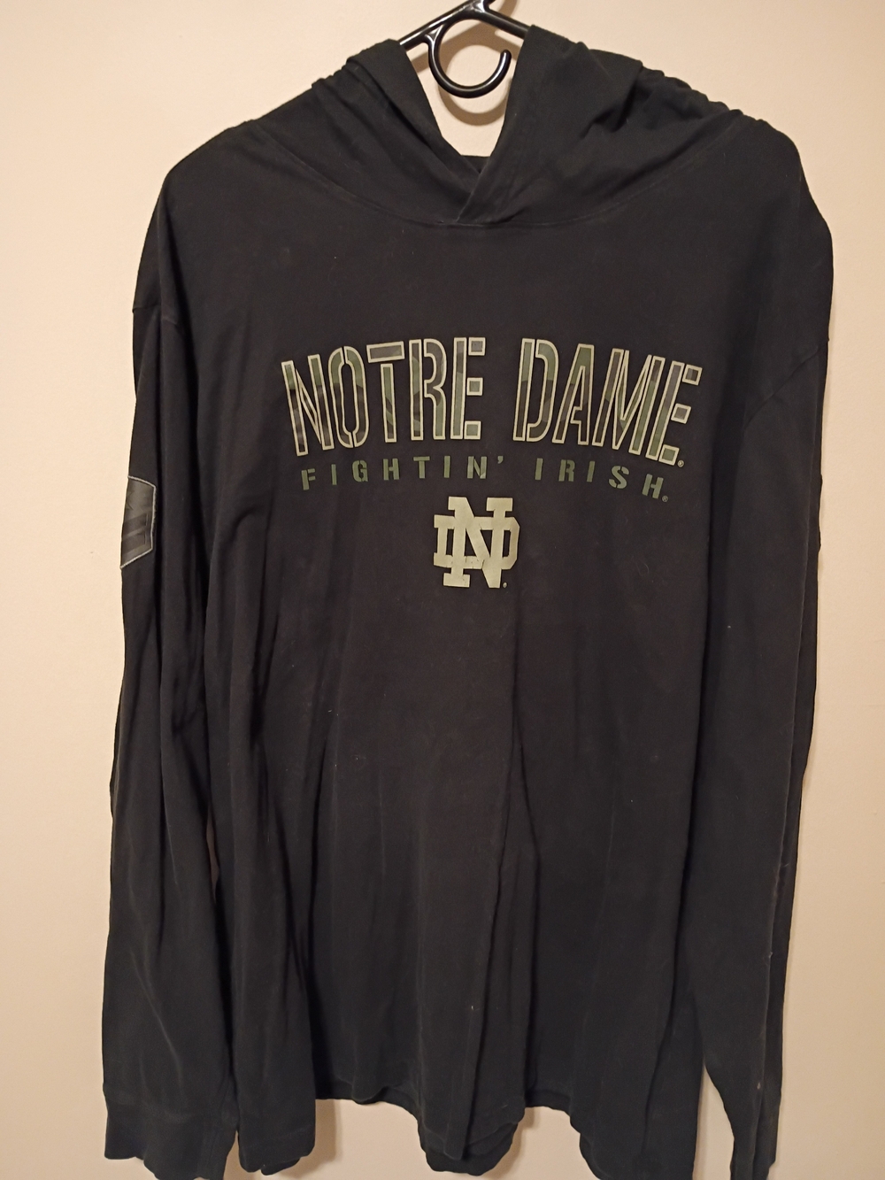 Colosseum Black Notre Dame Fightin' Irish Hooded Long Sleeve Shirt
